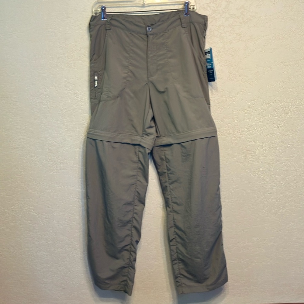 NWT WOMENS LG WHITE SIERRA ZIP OFF L3 FRONT POCKETS  TAN SHORTS & PANTS